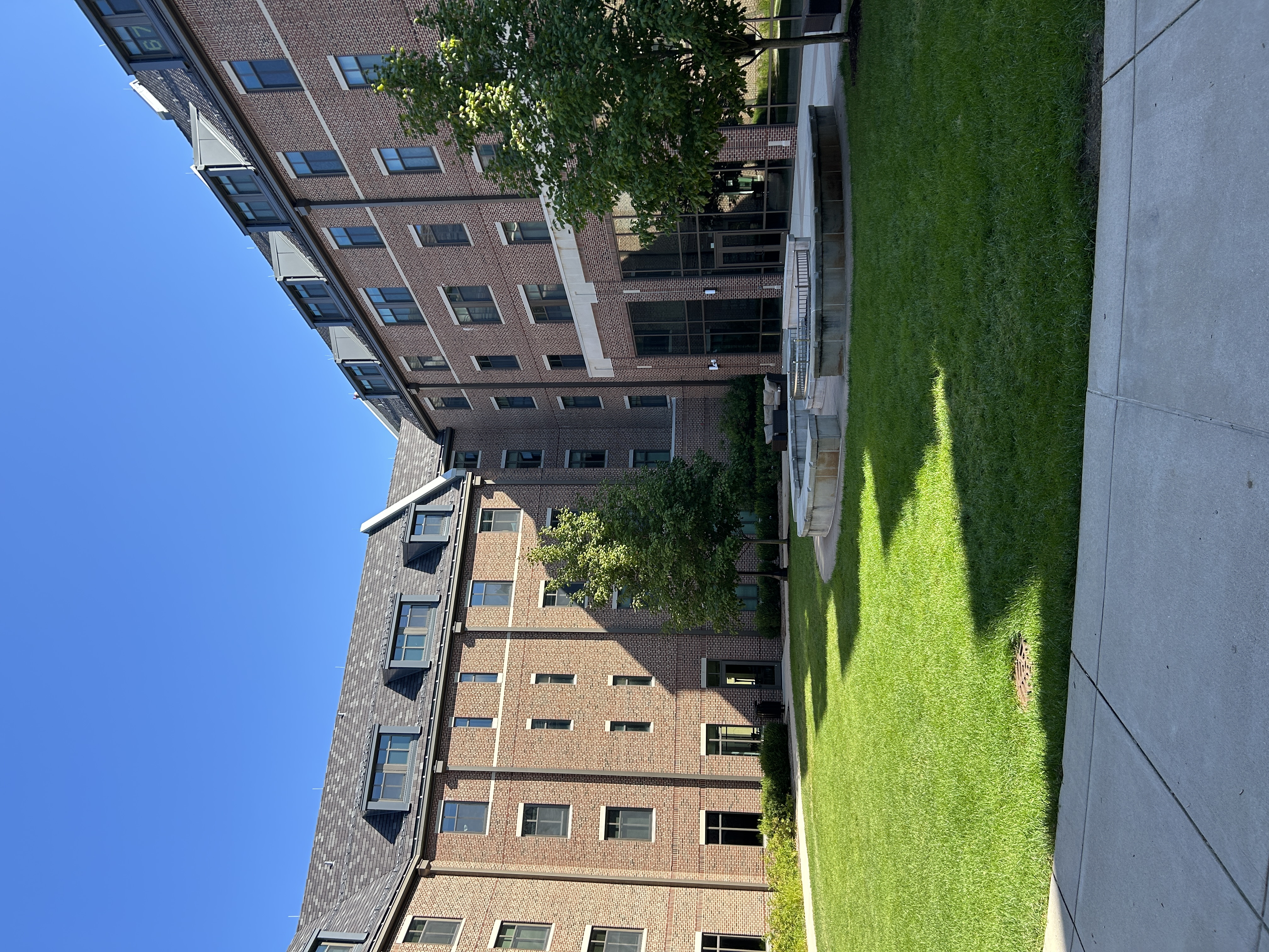 photo of the honors courtyard